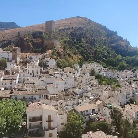 Apartamento Puerta Del Parque Cazorla